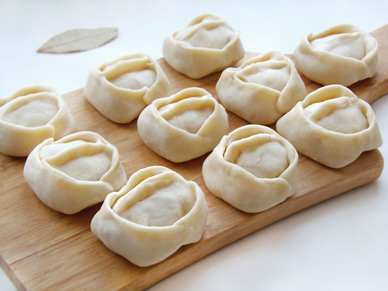 Манты фарш/лук (конина)